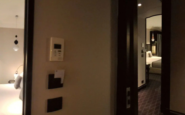 Mercure Paris Arc de Triomphe Wagram
