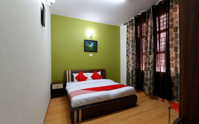 OYO 14122 Home Modern 2BHK Hills View Himuda Colony Kasumptti