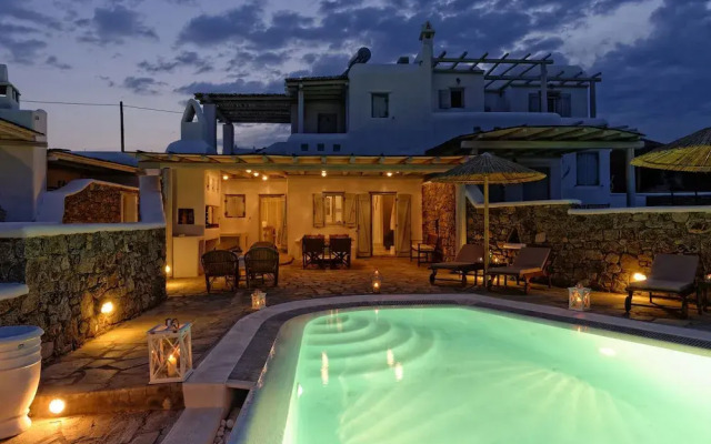 Luxurious Villa in Mykonos with Swimming Pool