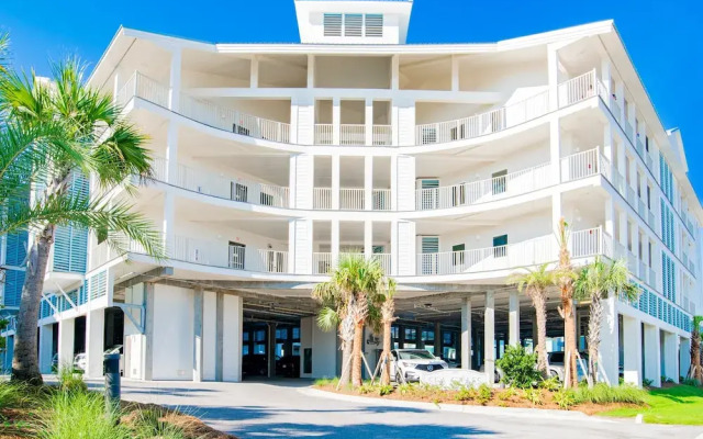 Sea Glass by Southern Vacation Rentals