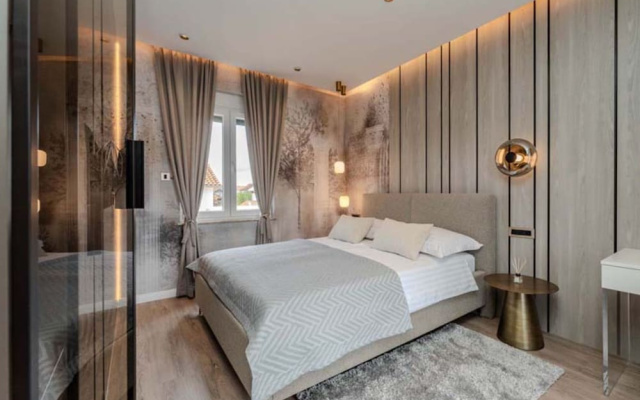 Luxury Apartments & Suites Dijan