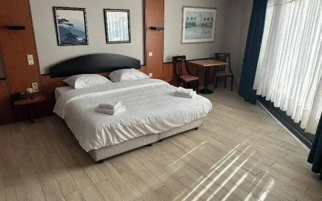 Hotel Galaxy