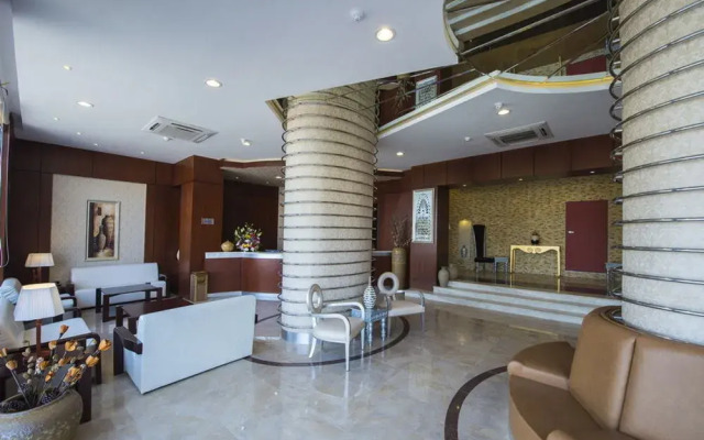 La Fontaine Royal Hotel