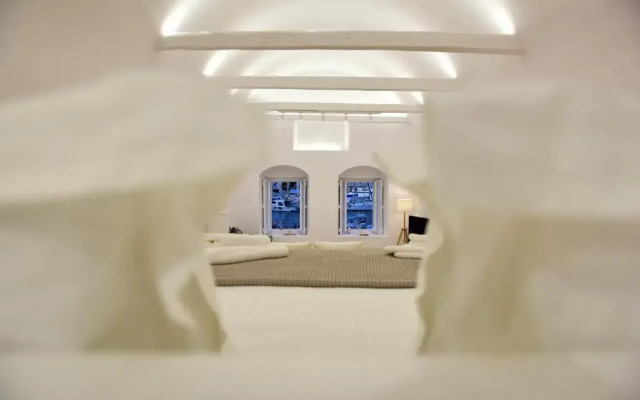 Hydra Hospitality Port Apartment