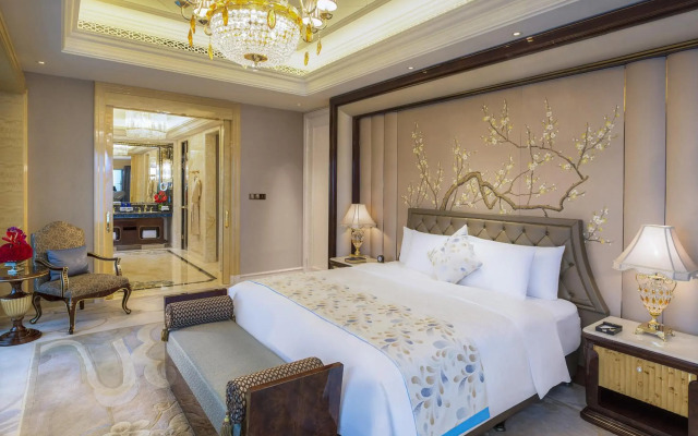 Wanda Reign Wuhan