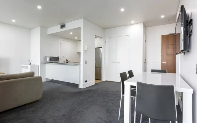 QV Cute 1 Bedroom in Viaduct - 1064
