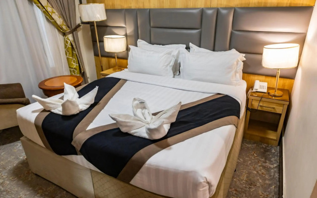 Zowar International Hotel