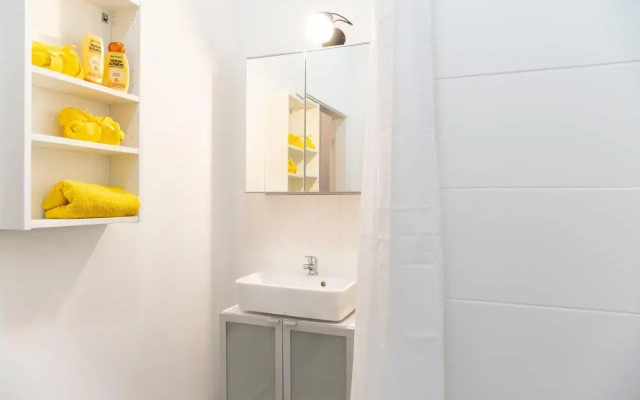 Modern 2 Bedroom Apartment in Berlin Schöneberg