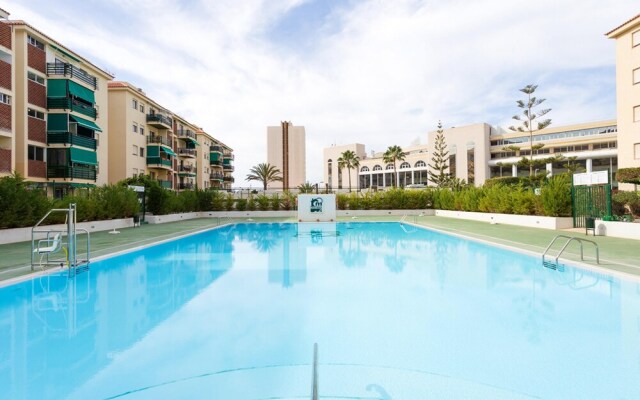 Apartment with 3 Bedrooms in Los Cristianos, with Wonderful Sea View, Shared Pool, Furnished Balcony - 50 M From the Beach