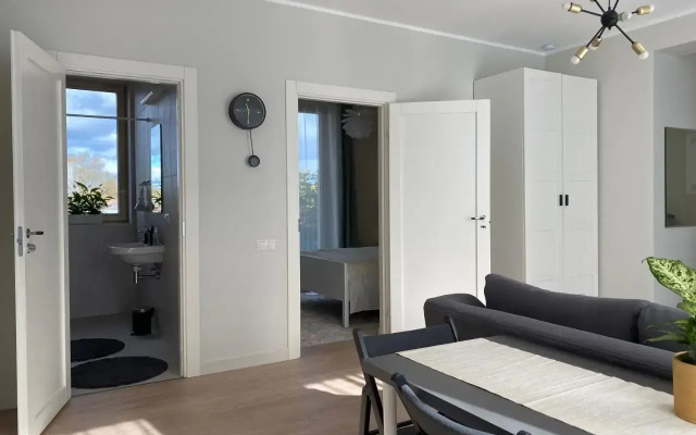 Zane's apartment