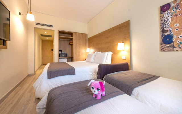 Polis Grand Hotel