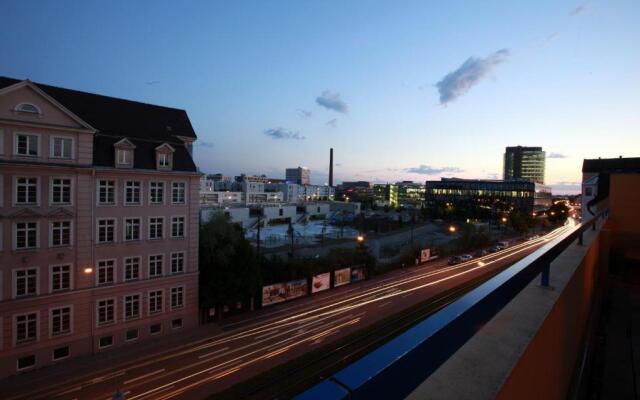 a&o München Hackerbrücke