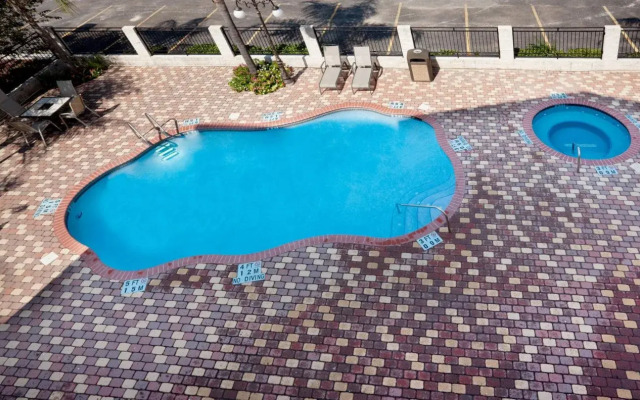 Holiday Inn Express & Suites Alice by IHG