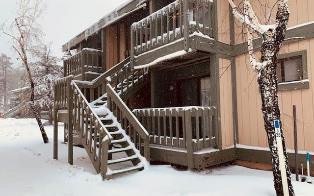 Boulder Bay Lakeside Suite Condo