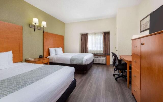 La Quinta Inn And Suites Tulare