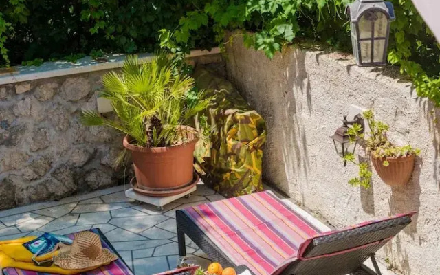 Apartment Ivona With Teracce