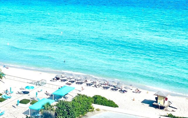 The Tides on Miami Hollywood