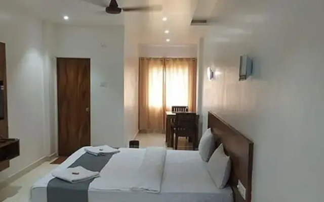 Fabhotel Omkar Pride