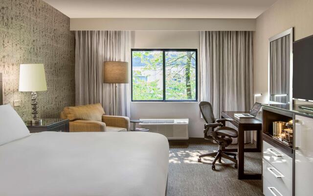 DoubleTree by Hilton Hotel Chicago Wood Dale - Elk Grove