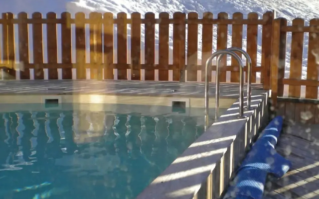 Modern Apartment in the Child-Friendly Ski Village Arc 1600