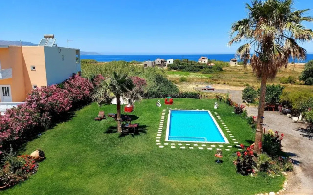 Socrate's Apartment's With Share Pool