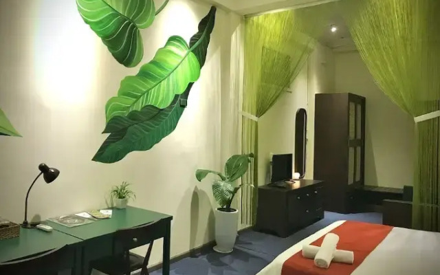 Lan Saigon Hotel by OYO Rooms