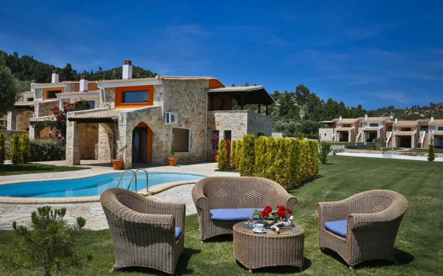 Nefeli Villas & Suites