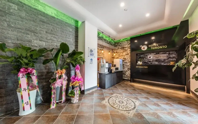 Chungju Toronto Hotel