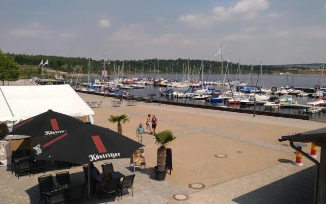 Ferienwohnungen direkt am See