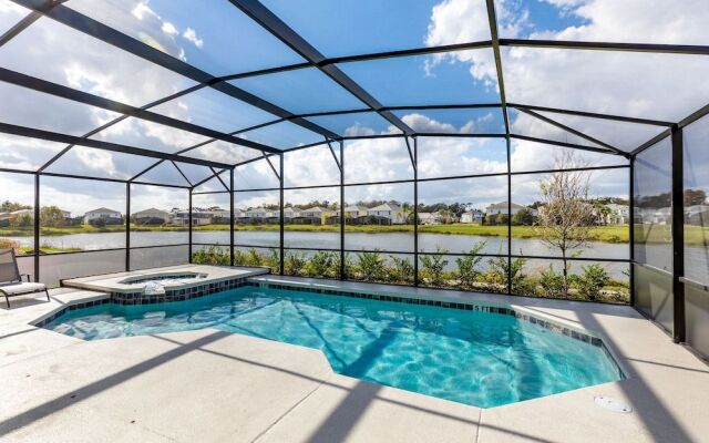 Lake Breeze 6 Bedrooms