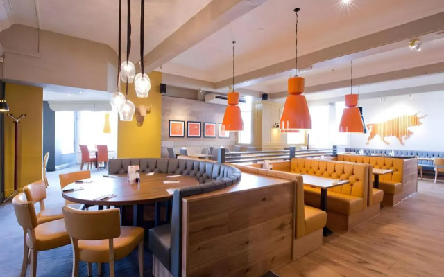 Premier Inn Manchester Airport Heald Green