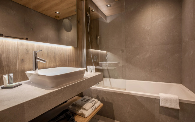 Alpina Eclectic Hotel