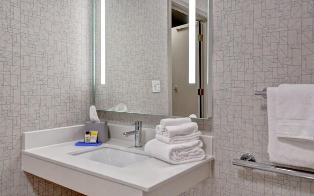 Holiday Inn Express Hotel & Suites Anderson-I-85 by IHG