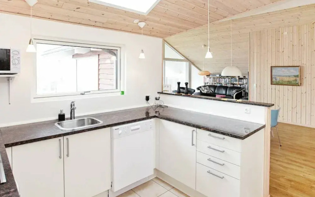 6 Person Holiday Home in Faaborg