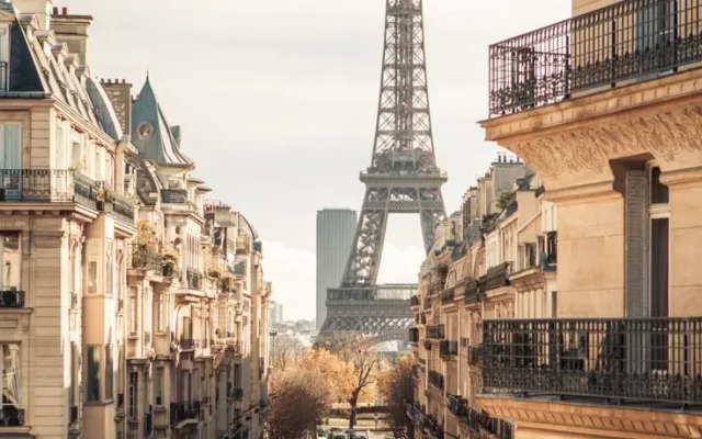 Longchamps Apartment