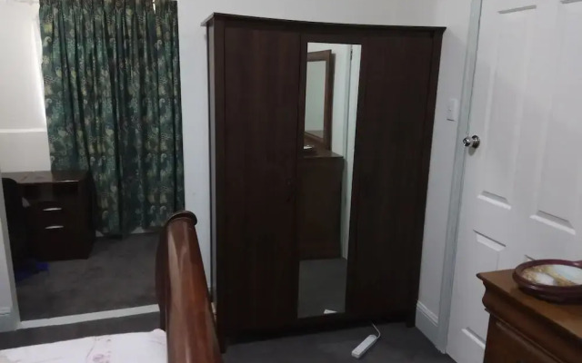 Forrest St Apartments
