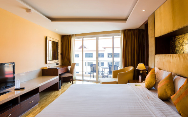 Nova Gold Hotel (SHA Extra Plus)