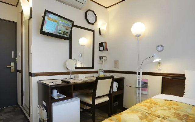 Toyoko Inn Higashi Hiroshima Station – Guest Rooms – Higashihiroshima
