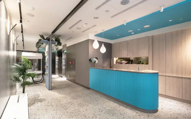 COMMA Boutique Hotel