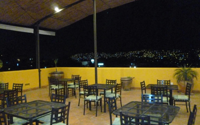 Hotel Antiguo Fortin