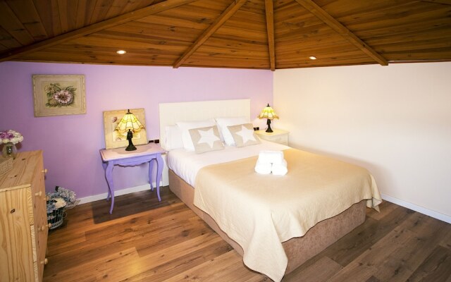 Heavenly & Ocean Blue Apartment