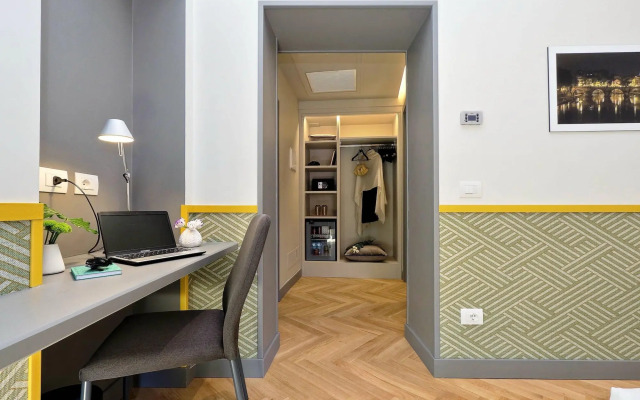 Roma Five Suites