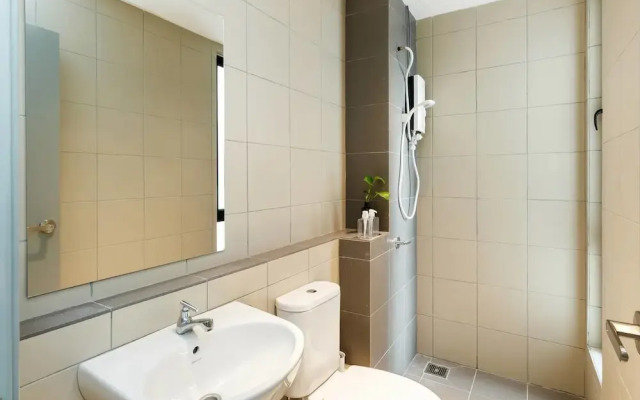 Deluxe 4BR KLCC Suite by GuestReady