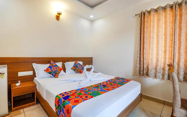 FabHotel Green Park Residency