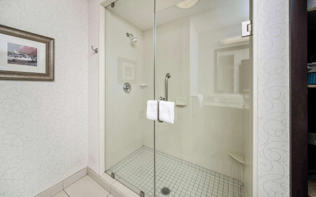 Hampton Inn & Suites Tulsa/Catoosa