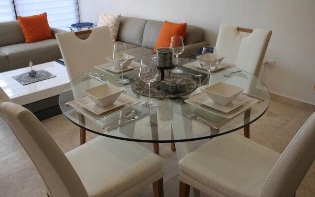 Palmares-B301 by Playa District