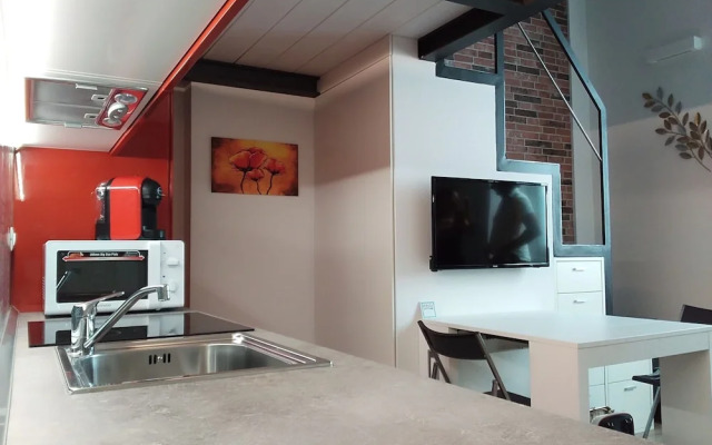 Kibilu - Viale Bligny Red