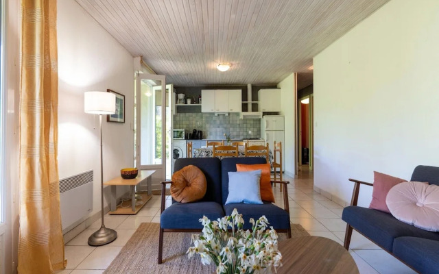 Tranquil Villa in Les Salelles