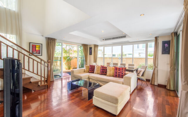 PARADISE Pool Villa Pattaya in Tropicana Village