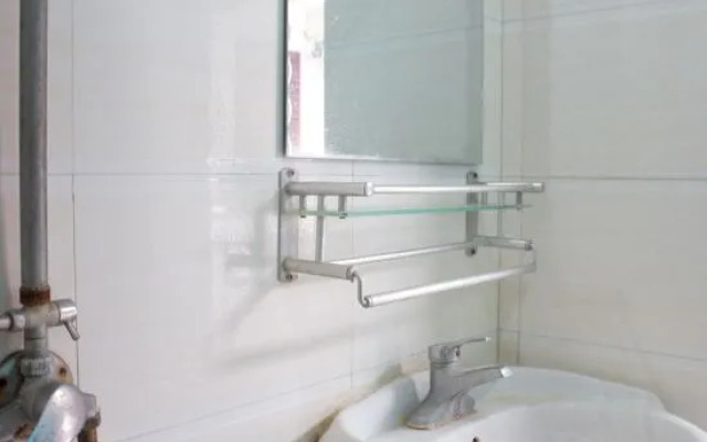 OYO Xinxiang Chengyi Hotel